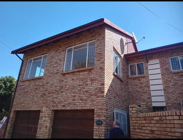 3 BEDROOM DUPLEX FOR SALE IN EDEN GLEN